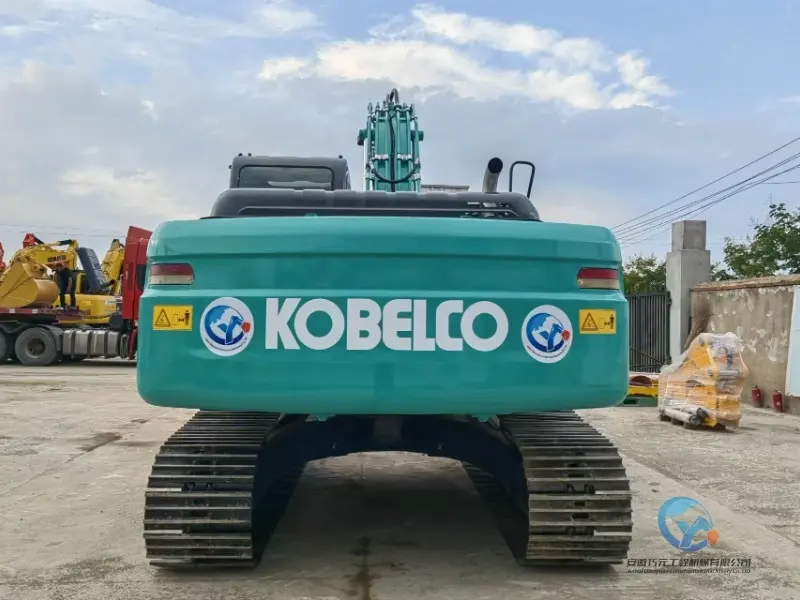 2022 Used Excavator Kobelco SK200 3 1