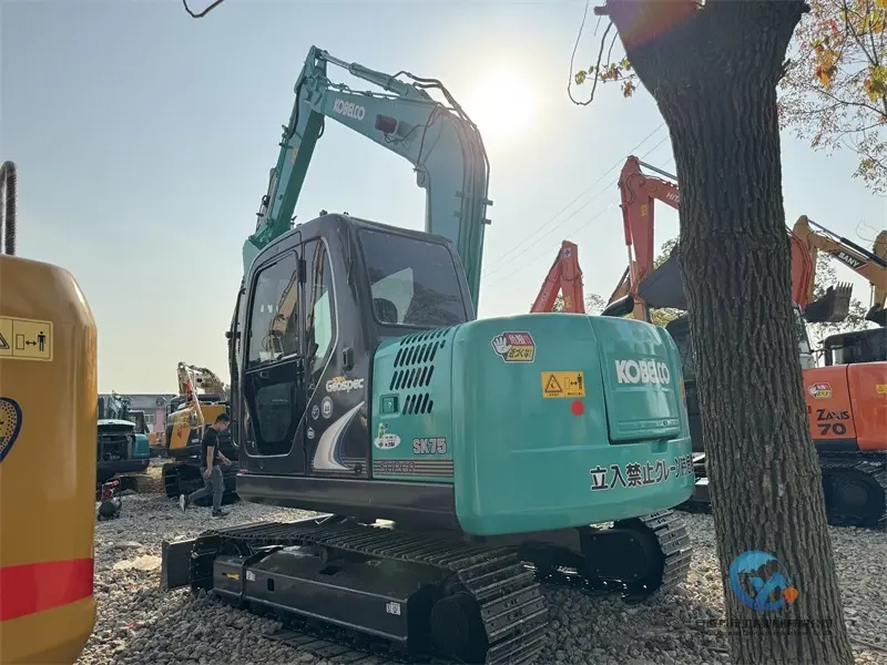 Used Excavator Kobelco SK75 9