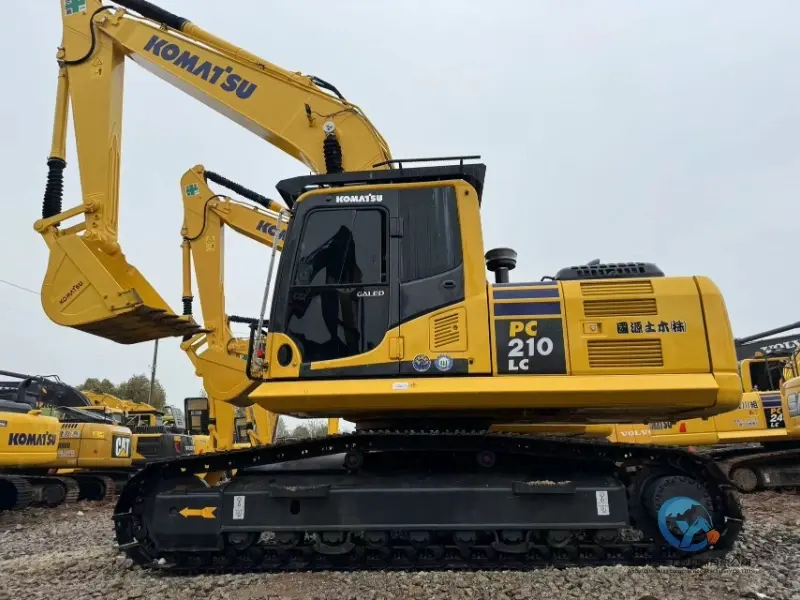 Used Excavator Komatsu PC210LC 8 1 1