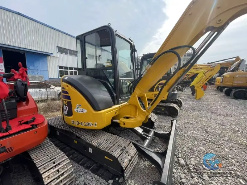 Used Excavator Komatsu PC40 MR 8 1