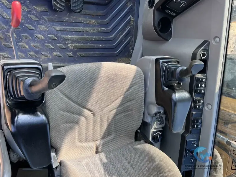 Used Excavator Volvo EC80D 10