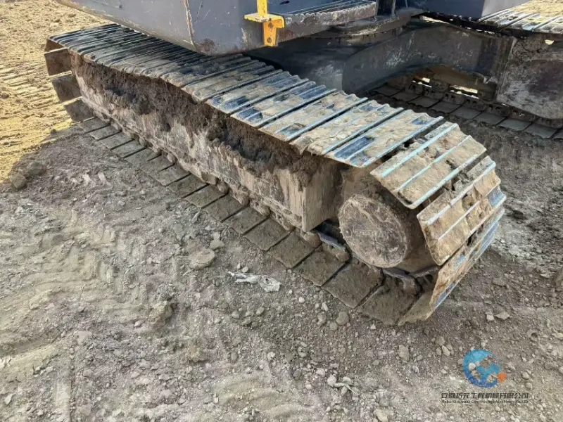 Used Excavator Volvo EC80D 2