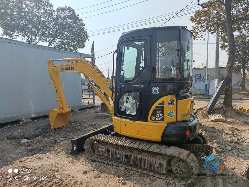 Escavadeira usada Komatsu PC35