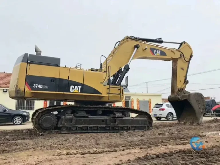 Used-Excavator-Caterpillar-374D-1_W_800px